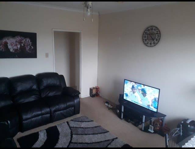 3 BEDROOM APARTMENT RENTED IN COTSWOLD